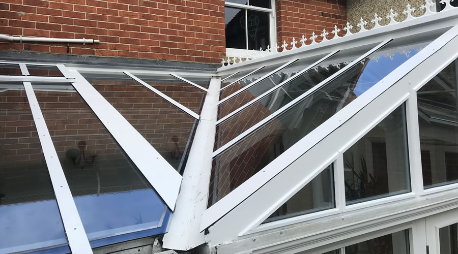 Conservatory glass replacement near Henley
